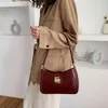 学校のバッグ女性用の左側の肩固体色PUレザートレンドロックハンドバッグ小さな財布ハンドレディデザイナージッパークラッチ220930