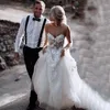 Bröllopsklänning Boho 2022 Appliced ​​Tulle 3D Flowers Sweetheart Sleeveless A-Line Beach Bride White Ivory Vestido de Noiva