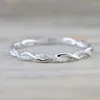 Bröllopsringar Klassisk silverfärg Twist Rope Crystal för kvinnor Elegant Small Zirconia Fashion Stackable Jewelry L3S167