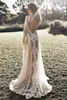 Abito da sposa tubino bohémien maniche lunghe in chiffon e pizzo Abito da sposa da spiaggia 2023 Appliques Fodera nuda Abiti estivi sexy senza schienale Abiti da sposa Sweep Train