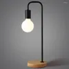Tischlampen Nordic Moderne Einfache Lampe Eisen Halter Holz Basis Nacht Lesen Schreibtisch Schlafzimmer Studie/Büro Zimmer Leuchte