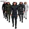 Survêtements pour hommes Survêtement pour hommes Sweat à capuche militaire 2 pièces Ensembles Costom Your Camouflage Muscle Man Automne Hiver Tactique Sweat Veste Pantalon 221006