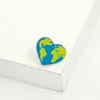 Brooches Arrival Cute Fun Love Green Earth Enamel Brooch Alloy Badge Clothes Bag Pin Accessories Jewelry Gift For Frriends