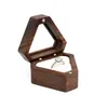 Ny träringlåda för äktenskapsförslag Engagement Holder Triangle Interior Velvet Jewelry Organizer Display Case Single Slot