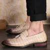 Luxury Crocodile Oxford Shoes Point Toe One Stirrup Vintage Tassel Men's Fashion Formella casual skor Business Shoes Multi Size 38-47