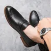 Chaussures Oxford Brogue unies de luxe pour hommes, chaussures d'affaires à la mode à bout pointu, grande taille 38-47
