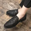 Carved Crocodile Brogue Leather Oxford Shoes Tassel Pointed Toe One Stirrup Men's Fashion Formal Casual Shoes Business Shoes Multi Size