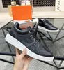 Célèbre marque hommes Freestyle baskets chaussures orange semelle en caoutchouc formateurs en cuir de chèvre en gros bas haut skateboard marche EU 38-46