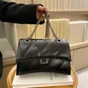 Luxury Designer Paris Hourglass Bags Crocodile Pattern Chain Underarm Bag Oil Wax Leather Shoulder Messenger Bag Handbag Autumn and Winter Style