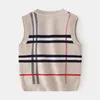 Pullover 28t Plaid Sweater Tank voor jongensmeisje Toddler Kid Baby Spring herfst Sweater V Hek Gebreide Top Fall Fashion Vest Gebreide kleding Kleding 221006