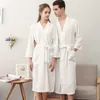 Miłośnicy damskiej odzieży snu Summer Waffle Bathrobes Mężczyźni Kobiety ssą wodę Kimono Nightgowns Spa Size SPA SABE 3xl T221006