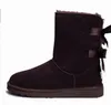 Botas de mujer Botas de nieve Diseñador Uggsboot Zapatillas de deporte Tobillo Corto Zapatos de invierno Triple Negro Castaño Púrpura Rosa Azul Marino Gris Clásico Para Mujer Damas Botas