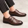 Luksusowe Brogue Oxford Spiczaste palce skórzane buty koronkowe bukel z frędzl