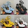 Nouvelles sandales femmes chaussures à talons hauts diapositives femmes Luxurys Designers pompes en cuir véritable mat dame pantoufle chaussures de mariage bas talon en métal avec boîte / sac