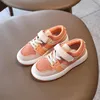 Atletiska skor Spring Autumn Children's Sneakers Andningsbara Non-Slip Winter Kids Girl Boy Sport Korean Student Tonåringar som springer