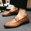 Geflochtene Brogue-Leder-Oxford-Schuhe im Vintage-Stil, alte Metallschnalle, spitze Zehenpartie, ein Steigbügel, Herrenmode, formelle Freizeitschuhe, verschiedene Größen 37–48