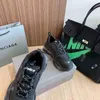 デザイナーBalencigsファッションカジュアルシューズローラースケートレディースパリダディエアクッション厚い底の内側の家族は毒されたFIR KZBP