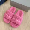 Tasarımcı Kadın Terlik Sandal Moda Lüks Sıcak Hafıza Köpük Flip Flops Süet Peluş Shearling Linli Slip Kapalı Açık Dalgalar Tıkıkları Tıkıklar Ev Kadın Sandalet