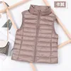 Doudoune femme ultra-légère doudoune d'hiver sans manches plume de canard blanc gilet chaud doudoune manteaux d'extérieur pour femme pliable 221007