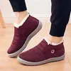 أحذية Women Snow Casual Ladies Slips on Platform Womens Croof Ongle Plush Winter Footwear Botas Mujer 221007