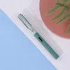 Fountain Pens 2022 Luxe kwaliteit 7902 Classic Plastic Pen Morandi Groen Blauw Gray Rood Rood Rood 0,5 mm F NIB Ink Student Gift 1PCS