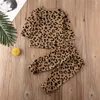 Roupas conjuntos de roupas de moda meninas de leopardo roupas casuais infantil menino botão tops calças longas roupas de dormir roupas nascidas 221007