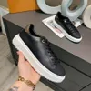 Top-Qualität Mode Turnschuhe Männer Frauen Leder Wohnungen Luxus Designer Trainer Casual Tennis Kleid Sneaker asdasdawsdasdawd