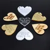 Другие мероприятия поставляют 100 -кратные персонализированные лазерные гравированные Love Hearts Центральные части золото / серебряное зеркало деревянные бирки свадебные столы.
