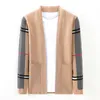 Erkek Sweaters Üst Grade Otum Kış Tasarımcısı Marka Lüks Moda Örgü Hırgalar Kazak Günlük Modaya Düzenli Ceket Giysileri 221007