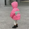 Piumino Moda Stile coreano Giacca per bambini Design scozzese Con cappuccio Addensare Abiti invernali caldi per ragazze e ragazzi 221007