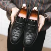 Geflochtene Brogue-Leder-Oxford-Schuhe im Vintage-Stil, alte Metallschnalle, spitze Zehenpartie, ein Steigbügel, Herrenmode, formelle Freizeitschuhe, verschiedene Größen 37–48