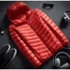 Piumino da uomo Parka invernale ultra leggero Giacca moda corta con cappuccio da uomo in cotone caldo abbigliamento cappotto 221007