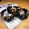 Headbands Levao Warm Retro Corduroy Plaid Print Headband Women Hair Bow Knotted Head Bezel Hoop Band Leopard Headbands Hair Accessories T221007