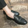 ヴィンテージの古いオックスフォードの靴先のつま先を刻んだ1つのあぶみの男子ファッションフォーマルカジュアルシューズさまざまなサイズ38-47