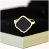 Clover Ring Womens White Gold Mom Designer Rings Bague Luxe Anello Retro Anillos de selecsomisos para mujeres anillo ringe bagues