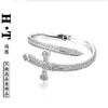 Pendentif Colliers Bracelet HT Hip Hop Bijoux Cuivre Micro Incrusté Épée de Justice Bracelet Accessoires Premium Pour Hommes