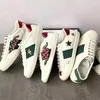 Genuineleather casual skor sneakers sko tränare lyxdesigner chaussures låga topp läder bin promenad sneaker män kvinnor 35-46 storlek par skor