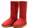 أحذية طويلة كلاسيكية عالية الجودة للنساء من WGG أحذية نسائية أحذية الثلوج شهادة حقيبة غبار مقاس US5-10