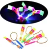 Utomhusspel LED-flygplan Flyer Flying Amazing Arrow Helicopter Flying Paraply Kids Toys Magic Shot Light-Up Parachute Gifts