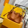 Shoulder Bag Designer Leather Handbag Quality Crossbody For Women Classic Famous Brand Shopping Drawstring Foldable Wallet Purses 220813