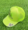 Diseñador de moda Gorras de bolas verdes fluorescentes Carta informal Gorra de béisbol con ala curva Letras de moda Graffiti Hat3913854