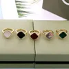 Anello di trifoglio all'ingrosso Fede nuziale in oro rosa Stile vintage Anelli di fidanzamento firmati Bague Femme Anello Retro Anillos De Matrimonio Para Mujer Anillo Ringe Bagues