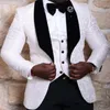 Schwarzer Jacquard Tuxedos Velvet Schal Lappel Groomsmen Hochzeitskleid Ausgezeichneter Mann Jacke Blazer 3 -teiliger Anzug