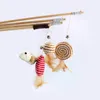 Cat Toys Funny Stick Interactive kociąt drewniana różdżka Pióro Bell Fish Ryb Rat Lalk Catcher Teaser Ćwiczenie dla zwierząt wewnętrznych 1544 D3