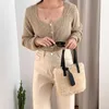 Umhängetaschen Lässige weiche Plüsch-Einkaufstasche für Frauen Luxus-Kunstpelz-Damenhandtaschen Pluffy Hand Warm Winter Shopper Geldbörsen Kleine weibliche Tasche 221008