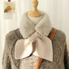 Berets 2022 kvinnors halsduk vinter h￤rliga kvinnor mode faux villus ytterkl￤der lady varm hakgib foulard echarpe femme