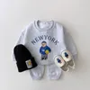 Kledingsets Korea babyjongens kleren brief beer meisjes lange mouw casual hoodie sweatshirtpants 2pcs kindersportpak 221007