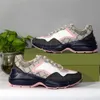 豪華なブランドデザイナーRhyton Casuary Shoes B22 Mens and Women's Sneakers for Women's Shoes Strawberry Wave Mouth Tiger Net Print Vintage Coach Women's Shoes