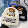 Designers Bonnet Children Sticked Hats Luxury Letter Anime Bear Winter Hat Outdoor Cold Protection Warm Plush Soft Popular Trend P4194534