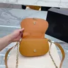 Bolso de cadena para mujer, bolsos cruzados, bolsos de calidad, cuero de vaca a la moda, varios colores, billetera con tapa, bolso de mano, cinturón de hombro a la moda